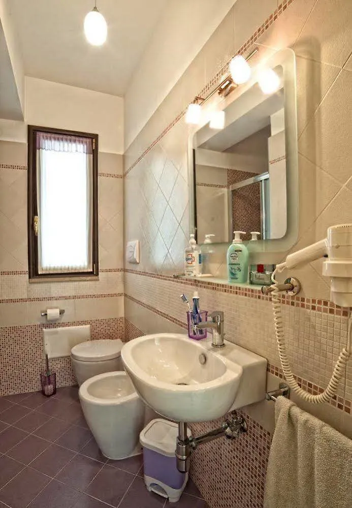 Airport House B&B Reggio di Calabria 2*,