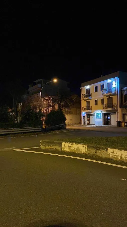 Airport House B&B Reggio Calabria 2*,