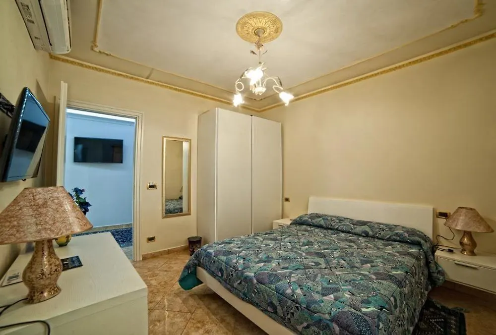 Airport House B&B Reggio Calabria Italia